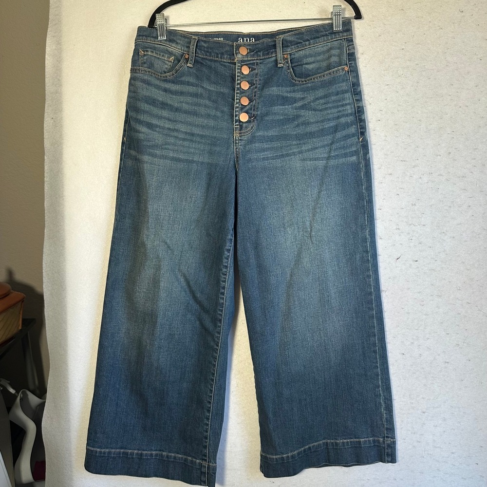 ana A New Approach High Rise Wide Leg Crop Jeans Size 12 Medium Wash Button Fly